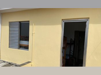 Roomgo BR - Casa prox ao metro Saude - para mulheres, Saúde - R$ 350 Por mês