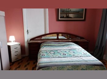 Roomgo BR - Quarto grande em Santa Teresa, Santa Teresa - R$ 1.350 Por mês