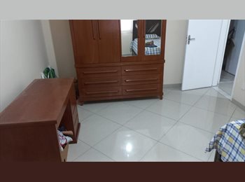 Roomgo BR - QUARTO GRANDE COM BANHEIRO EXCLUSIVO NÃO SUITE, Andaraí - R$ 1.300 Por mês