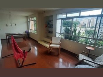 Roomgo BR - suíte + closet + frigobar, Belo Horizonte - R$ 1.800 Por mês