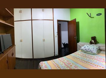 Roomgo BR - Quarto individual e aconchegante no Jardim Oceanico, Itanhangá - R$ 3.000 Por mês