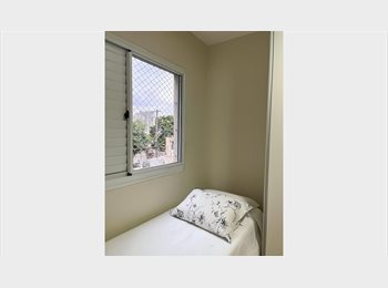 Roomgo BR - Lindo apartamento próximo ao metrô Santa Cruz, Vila Mariana - R$ 2.200 Por mês