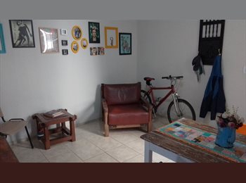 Roomgo BR - Quarto prox. ao CEFET II, Belo Horizonte - R$ 900 Por mês