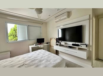 Roomgo BR - Quartos com suítes mobiliados e individuais no Tatuapé em São Paulo ou região, Tatuapé - R$ 900 Por mês