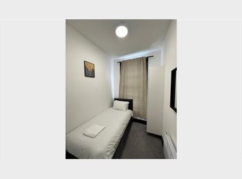 Roomgo BR - quarto pra alugar top apartamento bairro vl saude, Saúde - R$ 800 Por mês