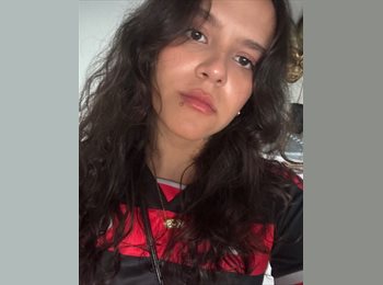 Roomgo BR - Carol - 20 - Vitória