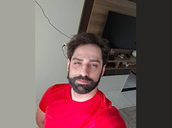 Roomgo BR - Jhonathan  - 25 - Vila Velha