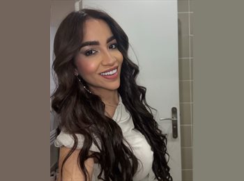 Roomgo BR - Karina - 24 - Curitiba