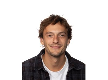 Roomgo BR - Levin - 27 - Laranjeiras