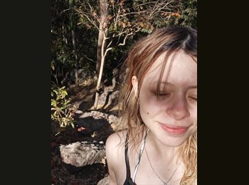 Roomgo BR - MARIA - 19 - Brasília