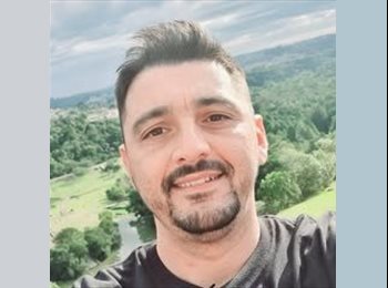 Roomgo BR - Je - 38 - Curitiba