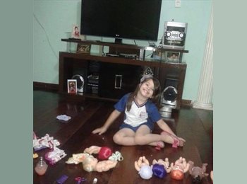 Roomgo BR - Maria - 19 - Brasília