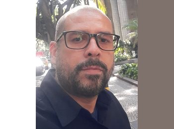 Roomgo BR - Valdenyr - 50 - Jacarepaguá