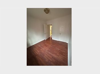 Roomgo CA - 1 Bedroom for rent, Toronto - $900 pcm