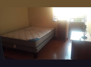 CompartoDepto CL - Pieza grande y amoblada en metro los leones, Providencia - CH$300.000 por mes