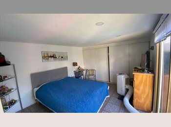 CompartoDepto CL - Amplia habitación en Las Condes, La Reina - CH$380.000 por mes