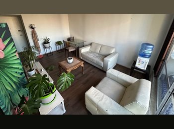 CompartoDepto CL - Habitación disponible Salida Metro universidad Católica, Santiago Centro - CH$300.000 por mes