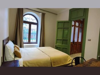 CompartoDepto CL - Dormitorio Doble con Baño Privado  - Casa Patrimonial, Santiago - CH$480.000 por mes