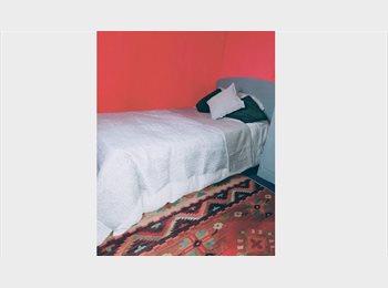 CompartoDepto CL - Habitación Amoblada a pasos de metro, Recoleta - CH$200.000 por mes