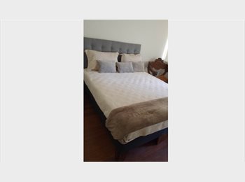 CompartoDepto CL - Arriendo pieza amueblada con bano Disponible desde las primeras semanas de diciembre compartido conm, La Reina - CH$300 por mes