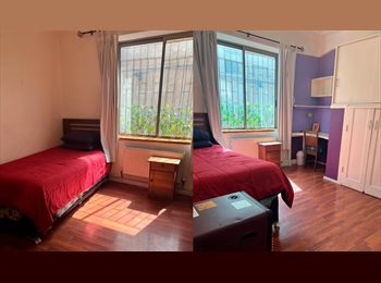 CompartoDepto CL - Pieza grande y hermosa en Providencia, Santiago Centro - CH$300.000 por mes