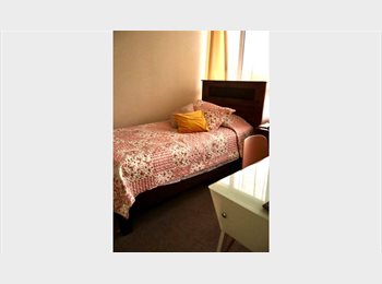CompartoDepto CL - Busco roomie mujer para ENERO, Independencia - CH$180.000 por mes
