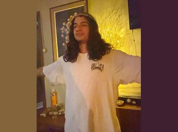 CompartoDepto CL - Martin  - 19 - Concepción