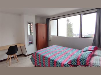 CompartoApto CO - Poblado-Castropol Habitación con baño propio, Medellín - COP$ 1.350.000 por mes