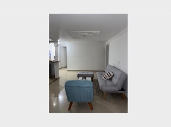 CompartoApto CO - se busca compañera mujer, Envigado - COP$ 900.000 por mes