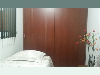 CompartoApto CO - HABITACION  EN LAURELES CERCA UPB, Medellín - COP$ 840.000 por mes