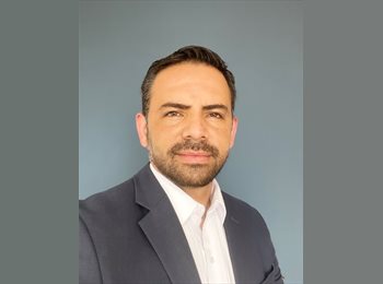 CompartoApto CO - Oscar - 44 - Bogotá