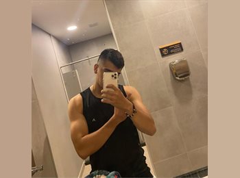 CompartoApto CO - Carlos - 26 - Medellín