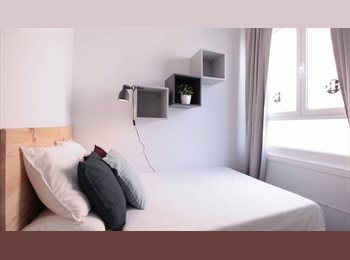 Roomgo ES - ¡Habitación doble en un piso reformado en Gracia! RH16-R1, Gràcia - 820 € por mes