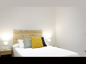 Roomgo ES - ¡Habitación doble en un piso reformado en Gracia! RH17-R2, Gràcia - 820 € por mes
