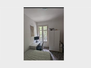 Roomgo ES - Habitación INDIVIDUAL EXTERIOR con BALCÓN PRIVADO para una chica :), Sant Martí - 650 € por mes