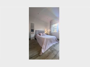 Roomgo ES - Habitación solo para chica .Gracia.Lesseps., Gràcia - 750 € por mes