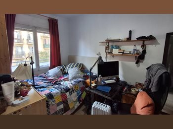 Roomgo ES - Big exterior room Plaza España, Ciutat Vella - 600 € por mes