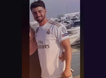 Roomgo ES - jose - 31 - Valencia