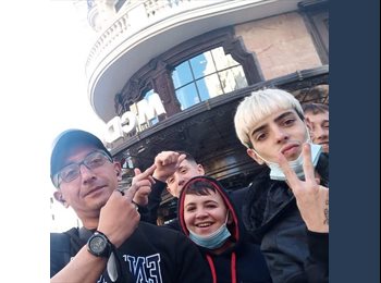 Roomgo ES - Oskar Xavier - 45 - Bilbao