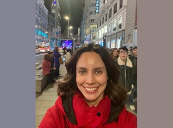 Roomgo ES - Alice - 36 - Valencia