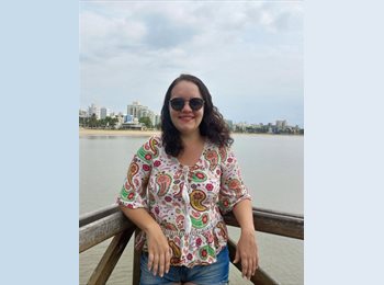 Roomgo ES - Julyanne  - 31 - Salamanca