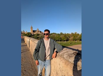 Roomgo ES - Mauro - 30 - Valencia