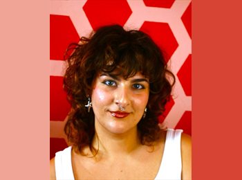 Roomgo ES - Carolina - 24 - Granada