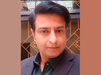 Roomgo HK - M Naeem  - 40 - Kowloon City