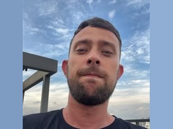 Roomgo IE - Elias - 30 - Dublin