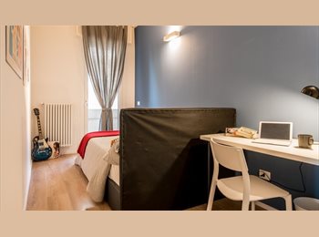 Roomgo IT - PRIVATE ROOM with DOUBLE BED,  PRIVATE BATHROOM in the room, TERRACE and AIR CONDITIONING in Room, Padova - 600 € al mese