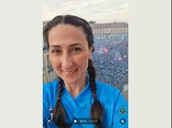 Roomgo IT - Ramona - 40 - Napoli