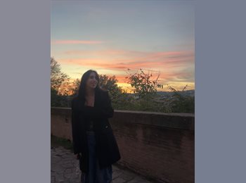 Roomgo IT - Elisa - 20 - Roma Centro