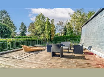 Appartager LU - LOGEMENT DE LUXE AVEC BAIGNOIRE, TERRASSE PANORAMIQUE DE 51 M2 VUE IMPRENABLE, COURT THERME, Luxembourg Ville - 2.380 € p.m.