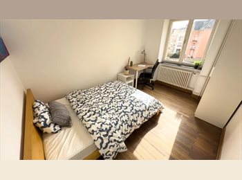 Appartager LU - Cosy bedroom house w garden | (3.2) Belair, Luxembourg - 870 € / Mois